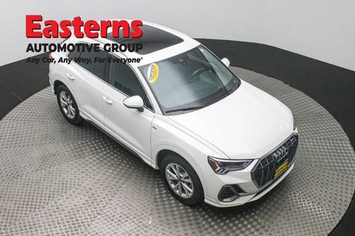 2023 Audi Q3 Premium 45 TFSI S line quattro Tiptronic