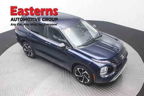 Cosmic Blue Metallic 2022 Mitsubishi Outlander
