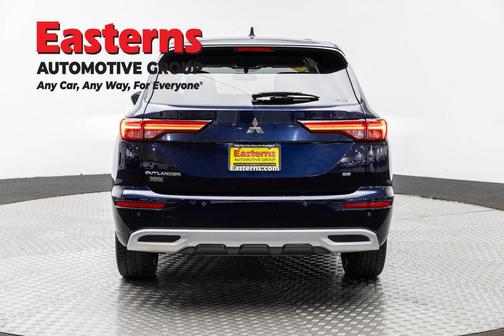 Cosmic Blue Metallic 2022 Mitsubishi Outlander