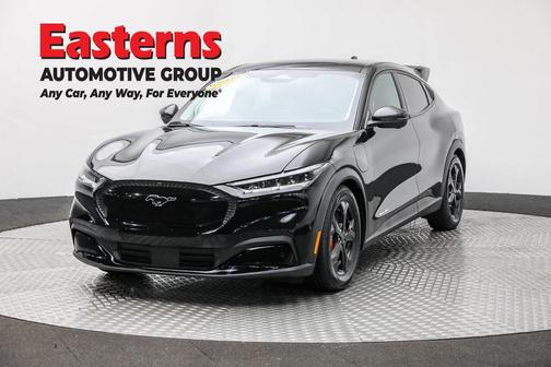 2022 Ford Mustang Mach-E Select