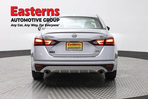 Brilliant Silver Metallic 2023 Nissan Altima 2.5 SV