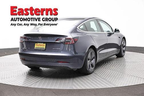 Gray 2019 Tesla Model 3 Long Range