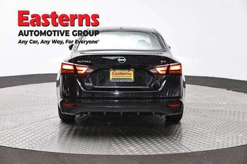 Super Black Clearcoat 2024 Nissan Altima 2.5 SV