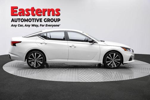 2022 Nissan Altima SR Intelligent AWD