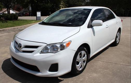 2011 Toyota Corolla LE