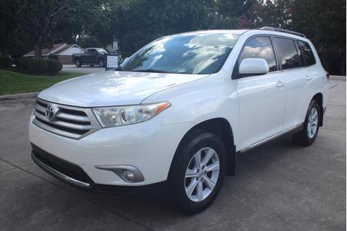 2013 Toyota Highlander SE