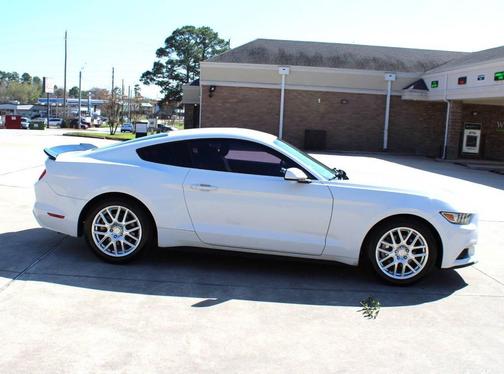 2015 Ford Mustang V6