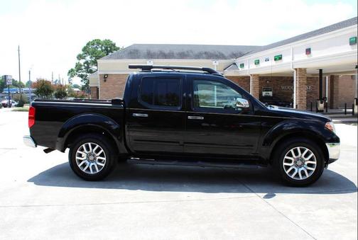 2010 Nissan Frontier LE