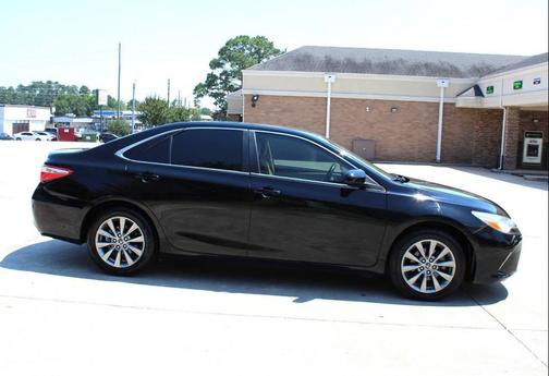 Attitude Black 2015 Toyota Camry XLE