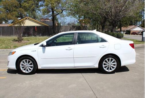 2012 Toyota Camry Hybrid XLE