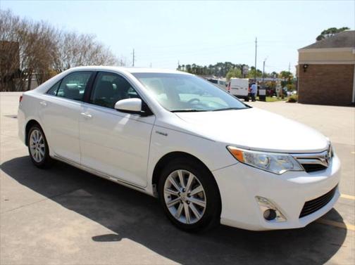 2012 Toyota Camry Hybrid XLE