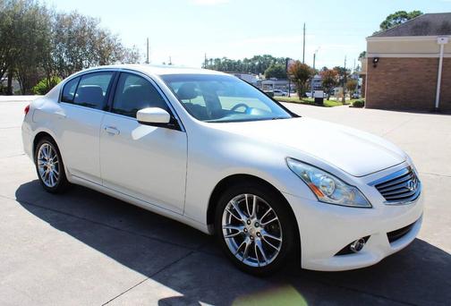 2011 INFINITI G37 Journey