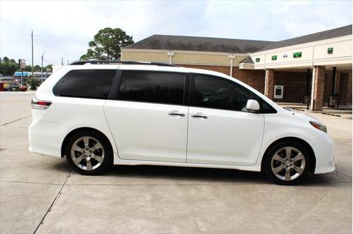2013 Toyota Sienna SE