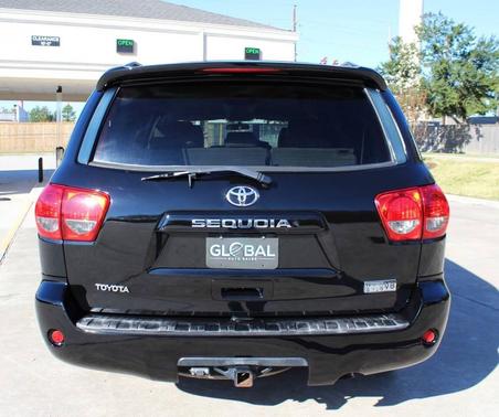 2008 Toyota Sequoia SR5