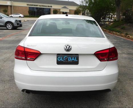 Candy White 2014 Volkswagen Passat 2.5L S
