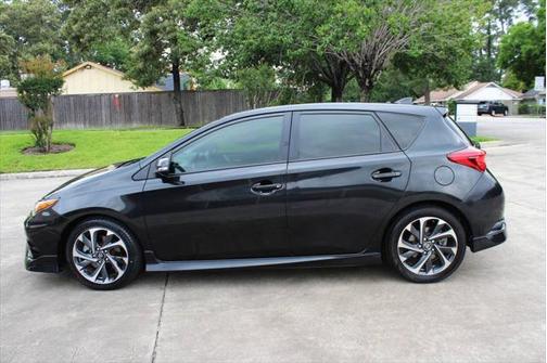 2017 Toyota Corolla iM Base