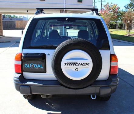 2000 Chevrolet Tracker Hard Top