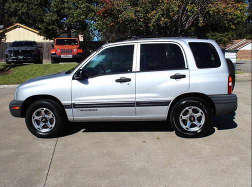 2000 Chevrolet Tracker Hard Top