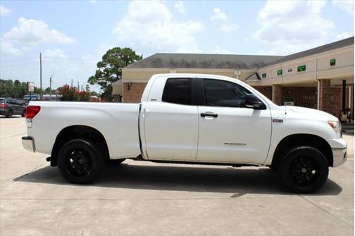 2011 Toyota Tundra Grade