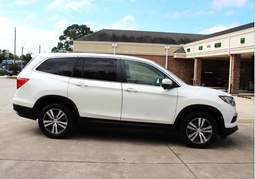White Diamond Pearl 2016 Honda Pilot EX-L