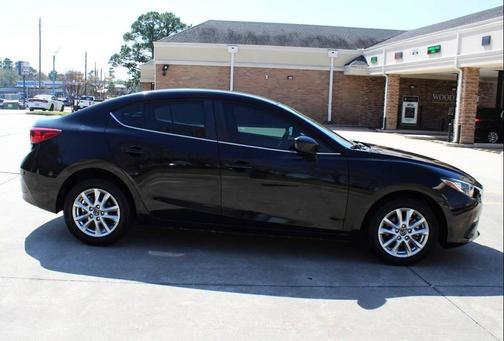 2016 Mazda Mazda3 i Sport