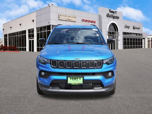 Hydro Blue Pearlcoat 2026 Jeep Compass Latitude