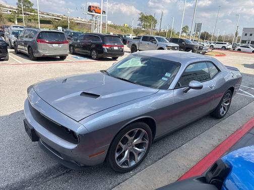2015 Dodge Challenger SXT Plus