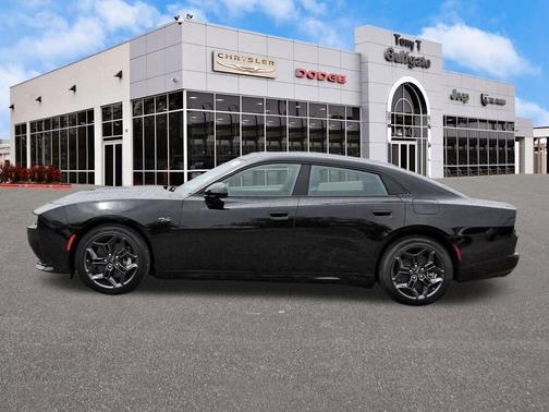 Diamond Black Crystal Pearlcoat 2026 Dodge Charger R/T