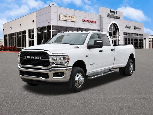 2024 RAM 3500 Big Horn Crew Cab 4x4 8' Box