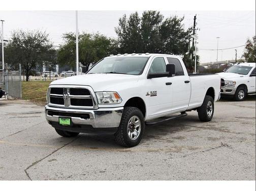 2018 RAM 2500 Tradesman Crew Cab 4x4 8' Box