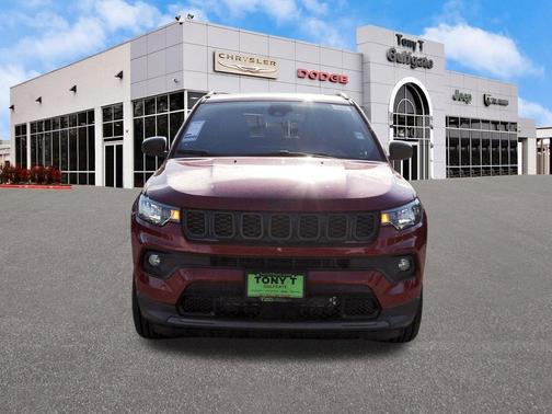 Red Hot Pearlcoat 2026 Jeep Compass Latitude
