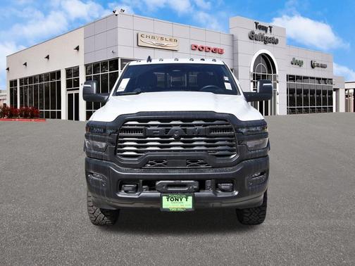 2026 RAM 2500 Tradesman Crew Cab 4x4 6'4' Box