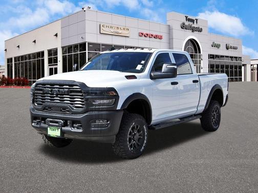 2026 RAM 2500 Tradesman Crew Cab 4x4 6'4' Box