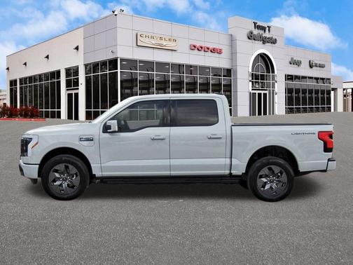 2024 Ford F-150 Lightning LARIAT