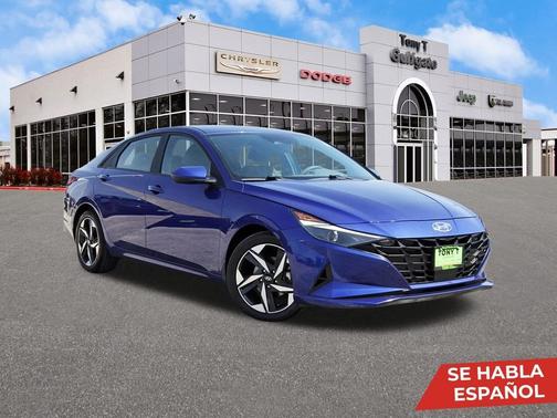 2023 Hyundai ELANTRA SEL