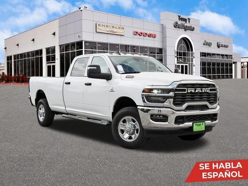2026 RAM 2500 Tradesman Crew Cab 4x4 8' Box