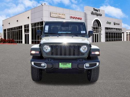 2026 Jeep Gladiator Sahara 4x4