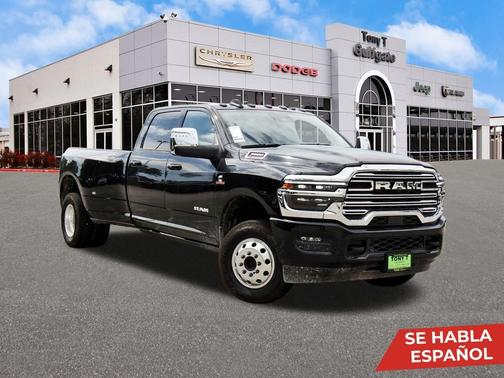 2026 RAM 3500 Laramie Crew Cab 4x4 8' Box