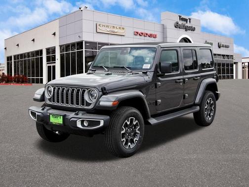 Granite Crystal Metallic Clearcoat 2025 Jeep Wrangler 4-Door Sahara 4x4
