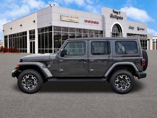 Granite Crystal Metallic Clearcoat 2025 Jeep Wrangler 4-Door Sahara 4x4