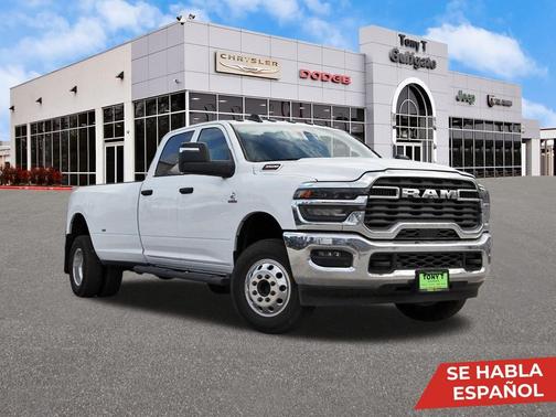 2026 RAM 3500 Tradesman Crew Cab 4x4 8' Box