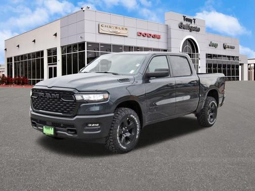 2026 RAM 1500 Warlock Crew Cab 4x4 5'7' Box