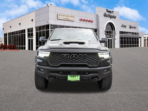 Diamond Black Crystal Pearlcoat 2026 RAM 1500 RHO Crew Cab 4x4 5'7' Box