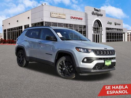 Silver Zynith Metallic Clearcoat 2026 Jeep Compass Latitude