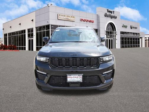 Diamond Black Crystal Pearlcoat 2024 Jeep Grand Cherokee Limited