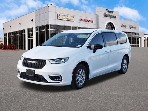 Bright White Clearcoat 2024 Chrysler Pacifica Touring L