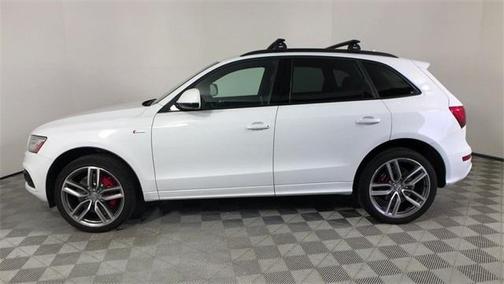 Photo 5 of 26 of 2016 Audi SQ5 3.0T Premium Plus