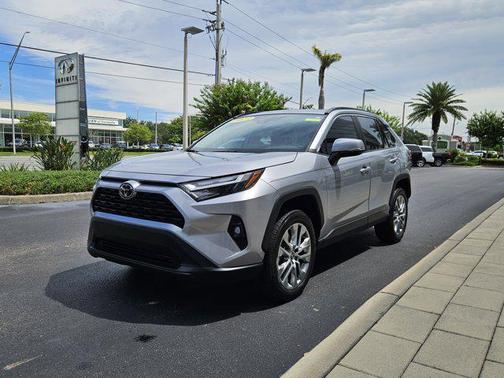 2023 Toyota RAV4 XLE Premium
