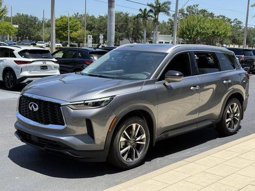2025 INFINITI QX60 Luxe