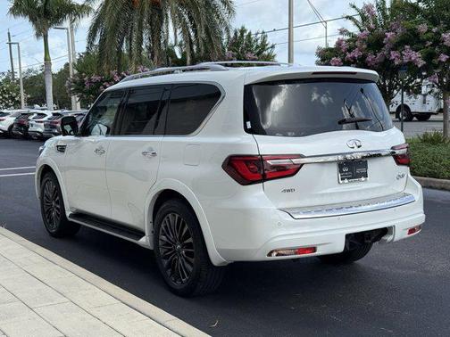 2024 INFINITI QX80 SENSORY AWD